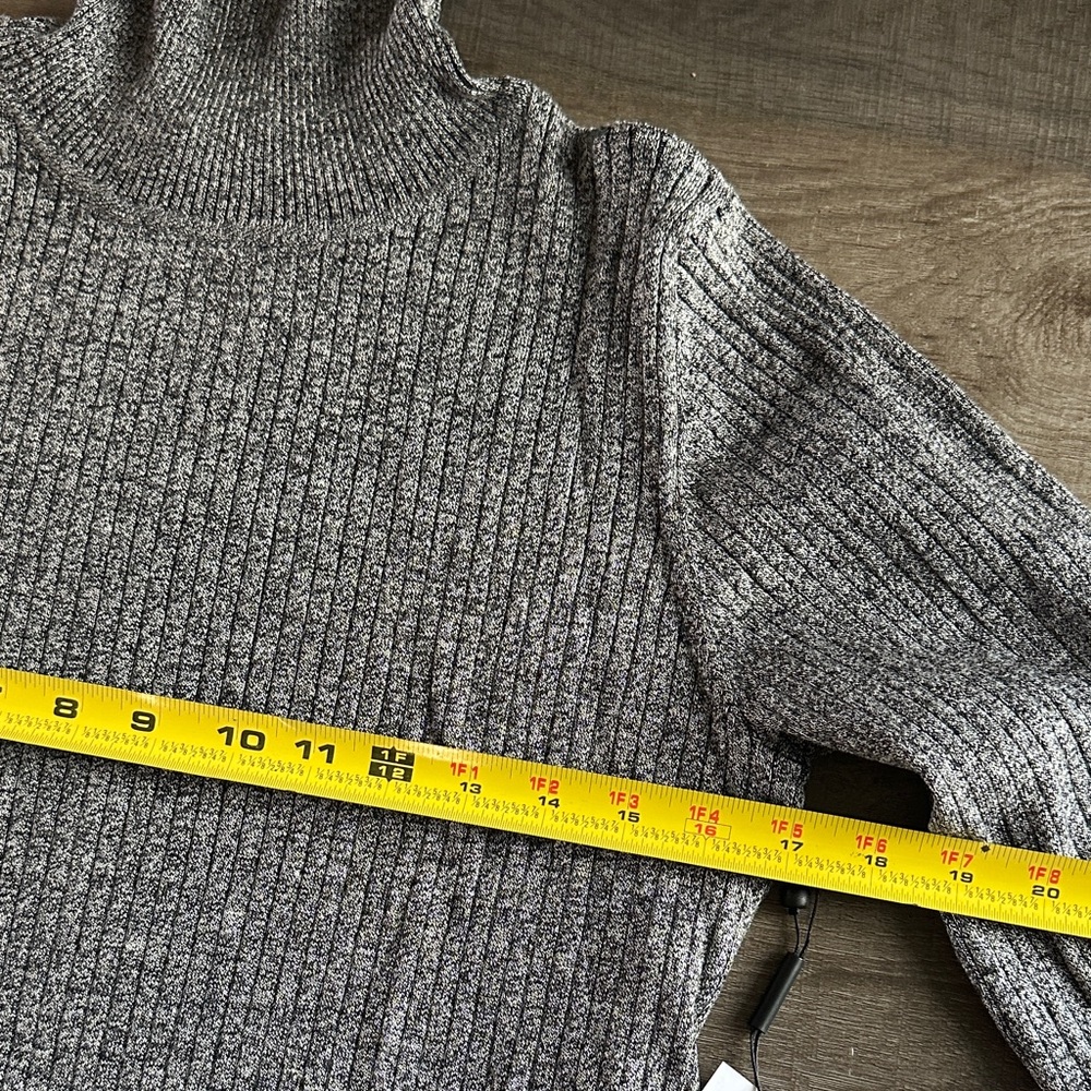 Calvin Klein NWT Gray Turtleneck Sweater - Picture 4 of 5